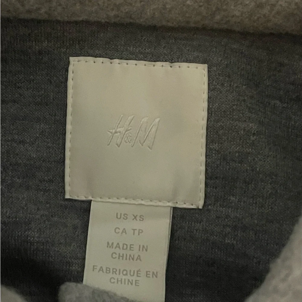 H&M Charcoal Gray Shirt Jacket🤍🌷🤍 - Picture 5 of 15